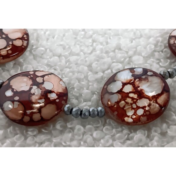 Artisan Desert Sands Mother-of-Pearl Bracelet 8.25 in Heart & Arrow Toggle Clasp - Picture 10 of 10